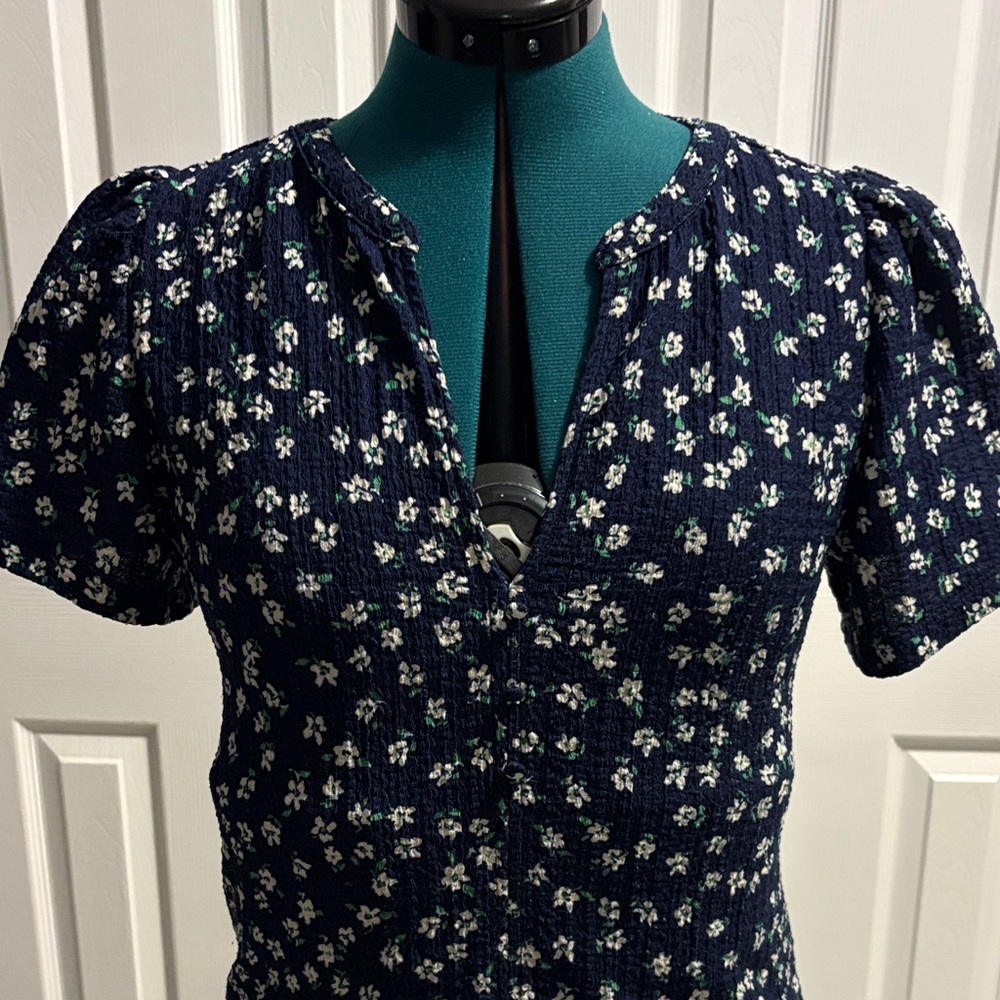 LOFT Navy Floral Knit Top